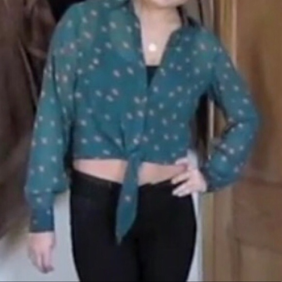 Lulu’s | Teal Polka Dot Button Tie Up Top - Picture 6 of 6